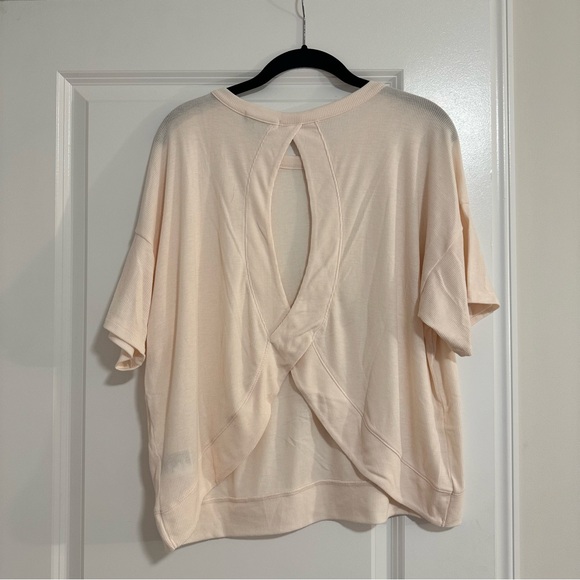 NWOT American Eagle Open Back Tee - Picture 3 of 3